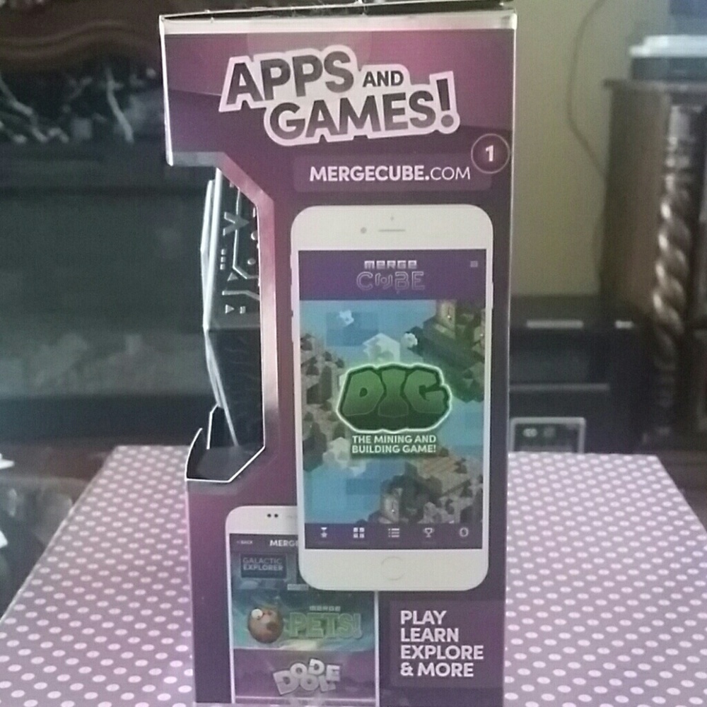 AR / VR Holograms - Picture 3 of 5